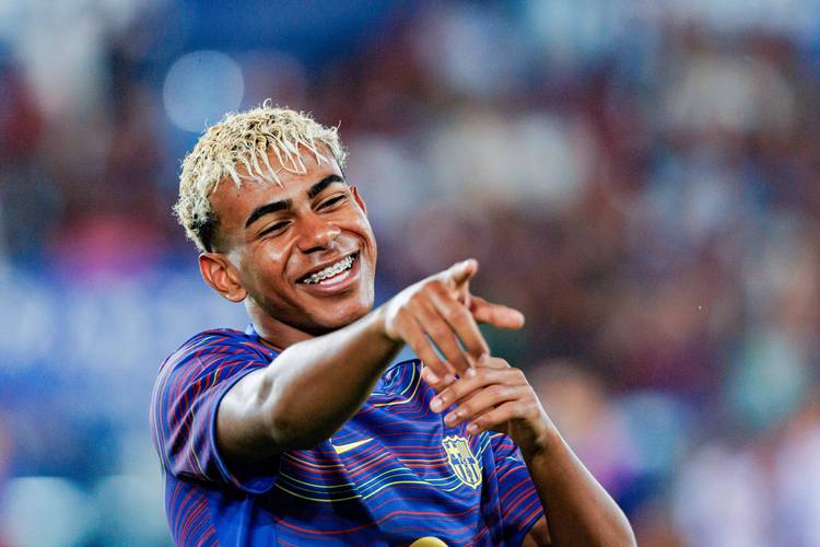 国米小将博沃：首秀的感觉难以置信；我的偶像的是恰尔汗奥卢