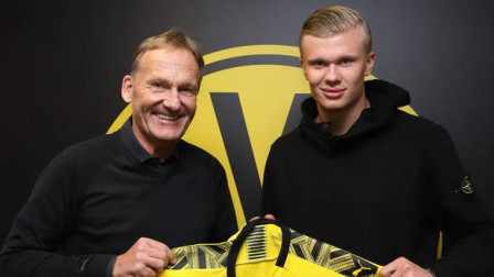 汤普森14分＆弗拉格低迷，独行侠半场4分领先